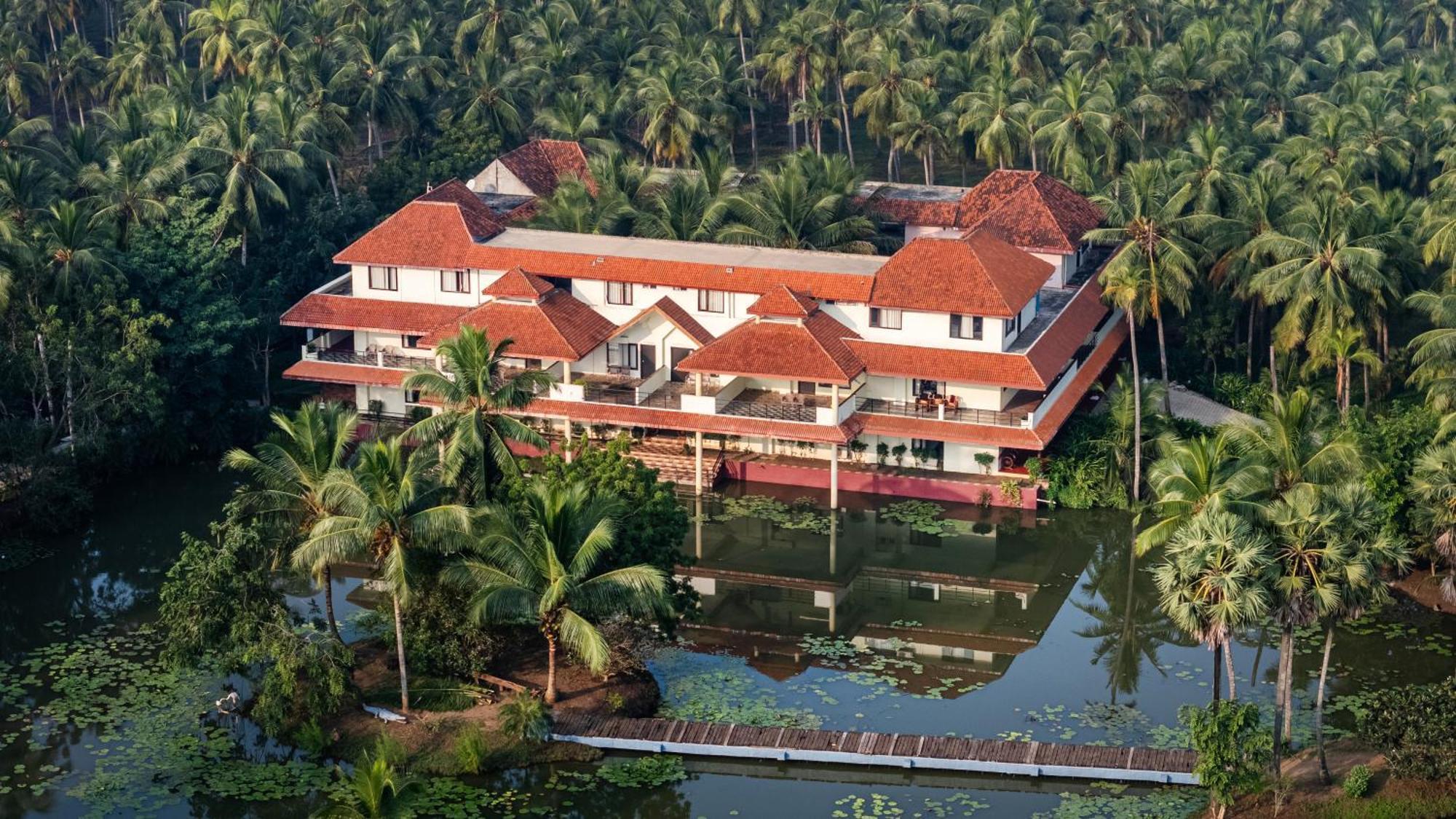 Sterling Palavelli Godavari Hotel Rāzole Exterior foto