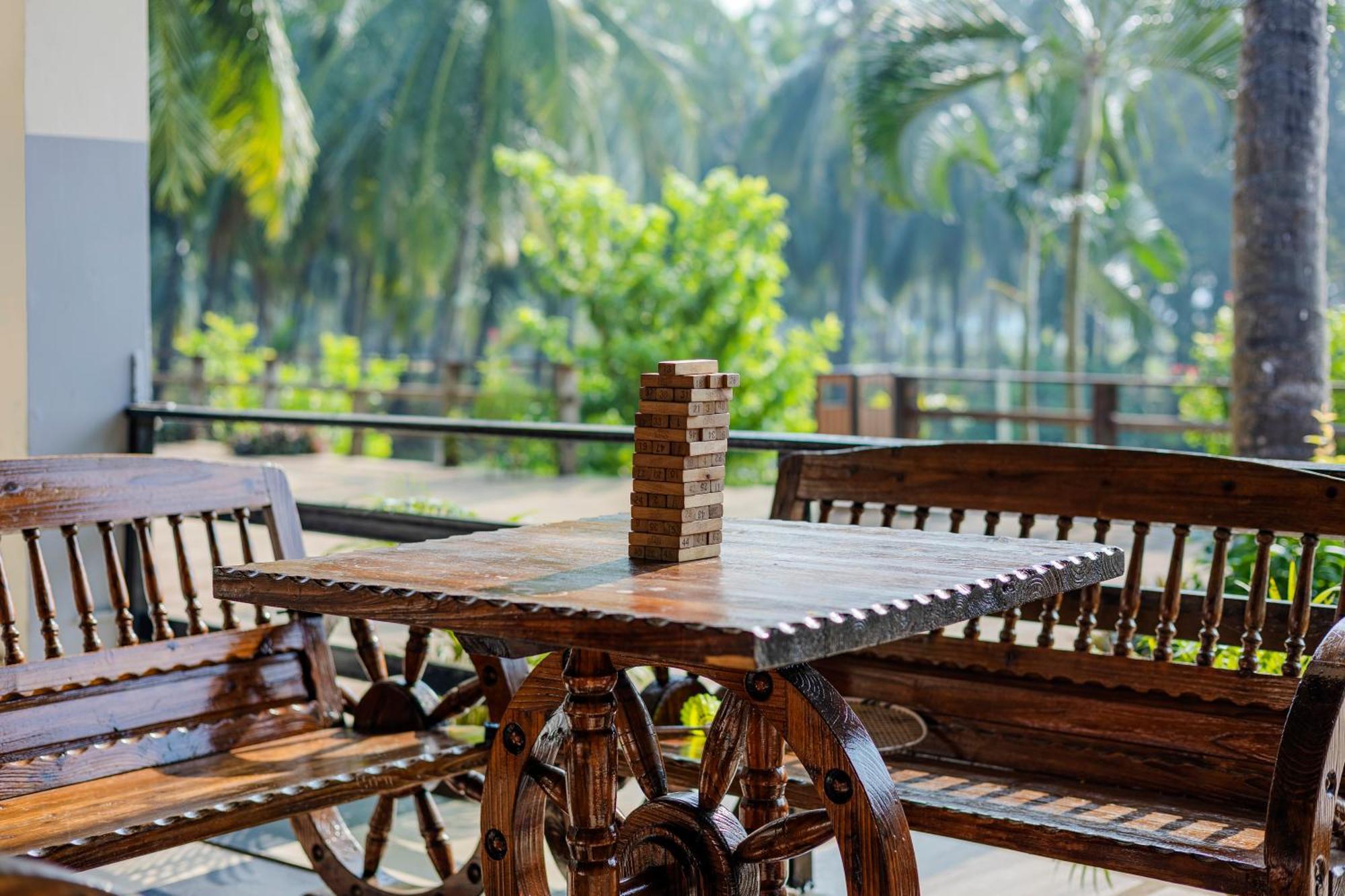 Sterling Palavelli Godavari Hotel Rāzole Exterior foto